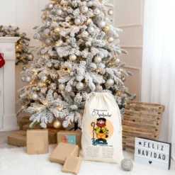Saco personalizado de Navidad con diseño del O Apalpador, personaje navideño gallego.
